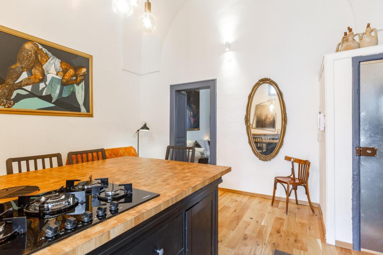 Lecce Center Charming Flat With Terrace Apartment Exterior photo